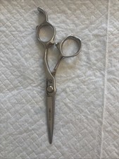 Kamisori 5.5” Hair cutting Shears Used In Good Condition KAK36B