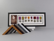Military Medal display Frame for Eight Medals and a 6x4" Photograph