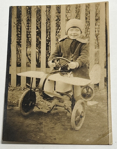 Vintage 30s sepia photograph - 30s,
