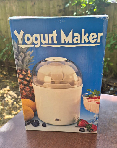 Lakeland yoghurt maker - lakeland,