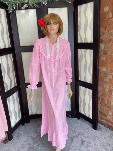 Vintage 1970s pink nightdress - vintage,