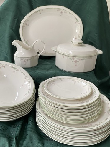 Royal doulton caprice dinner - doulton,