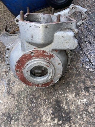 Bsa a10 engine crankcases - bsa,