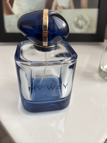 Empty giorgio armani way - empty,