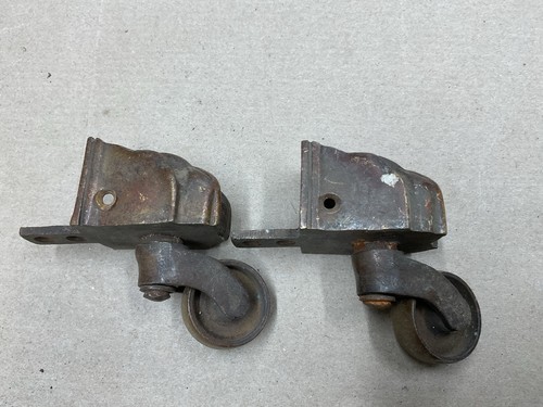 Antique brass castors - brass,