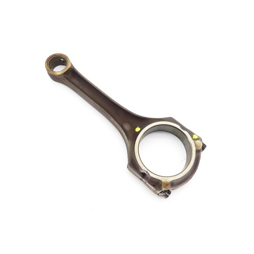Connecting rod mercedes - connecting,