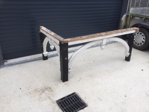 Wooden gallows bracket frame - wooden, bracket/