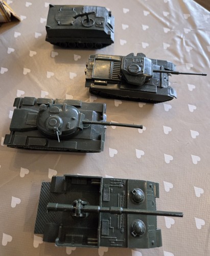 Airfix 00 scale poly - ×,