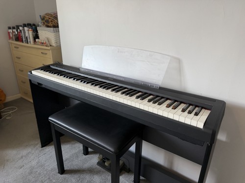 Yamaha electric piano - p-95,