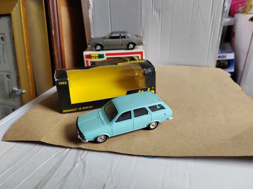 Boxed model solido - boxed,