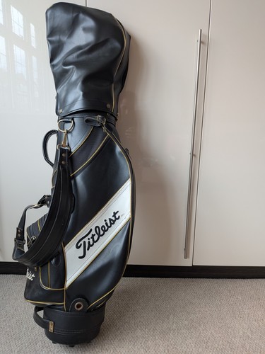 Titleist golf bag and - bag, mizuno
