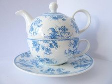 WHITTARD of CHELSEA TEA POT