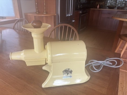 Champion juicer yellow - champion,
