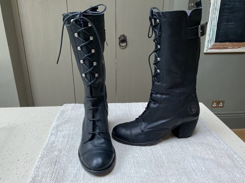 Red dead lace - lace, up