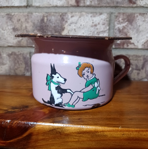 Vtg child enamel chamber - enamel, pot