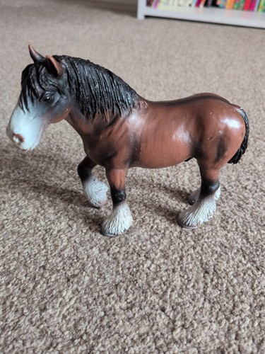Schieich 2000 retired horse - schieich,