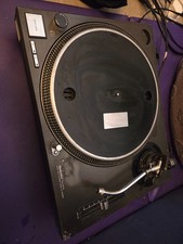 Technics SL-1210MK2 Turntable
