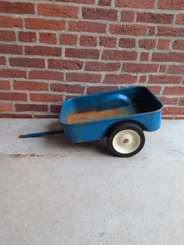 Ertl ford new holland blue - new,
