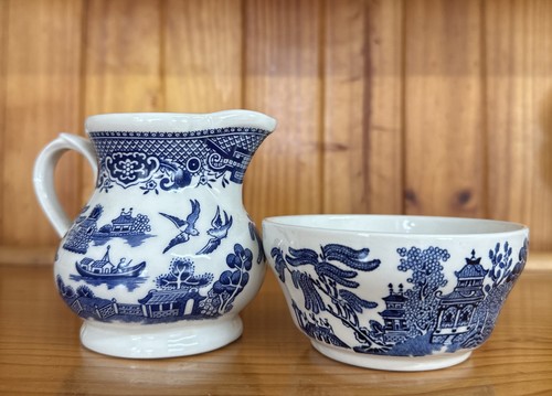 Churchill willow pattern milk - pattern,