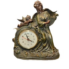 Vintage Crosa Quartz Ornate