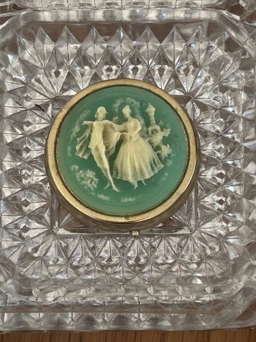 Vintage cameo style gold - cameo,