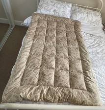 Vintage Feather Paisley