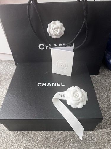 Chanel empty box - chanel,