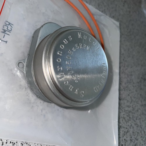 Universal synchronous motor - synchronous,