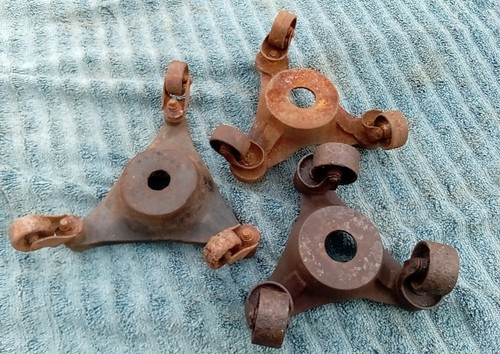 Lot vintage antique cast - 3,