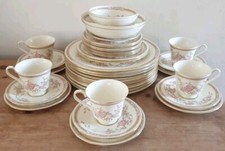 Royal Doulton - Lisette English Fine Bone China 