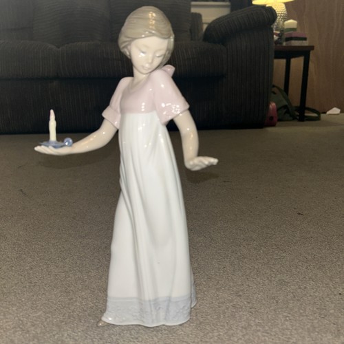 Nao lladro figurine to - lladro,