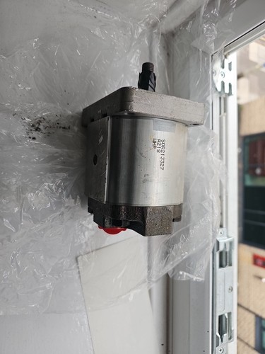 Hydraulic drive pump - hydraulic,