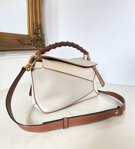 Loewe medium puzzle edge - puzzle, woven