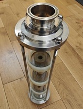 Distillation column with 4