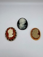 Elegant Vintage Cameo Brooch