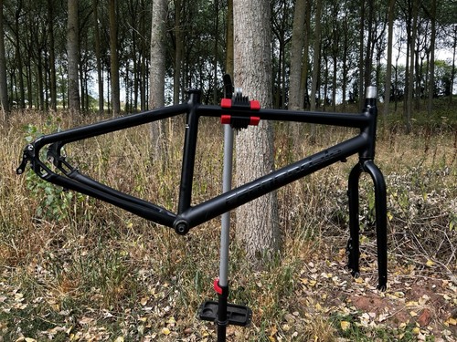 Cannondale gravel bike - gravel,