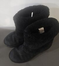 UGGS Women’s Black Maylin Sheepskin Shearling Fur Cuff Boots Size 7