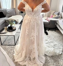 Justin Alexander Wedding dress