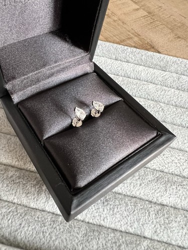 Carat diamond pear - diamond,