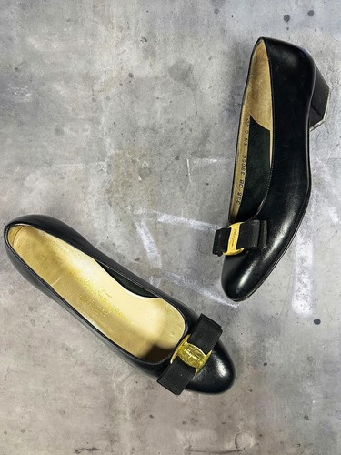 Salvatore ferragamo retro 90s - ferragamo,