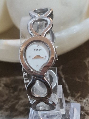 Ladies seksy sekonda watch - ladies, by