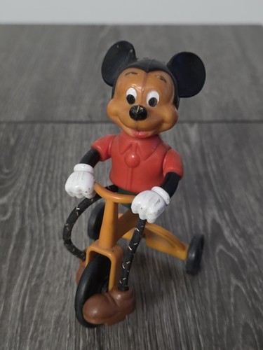 1977 walt disney mickey - walt, mouse