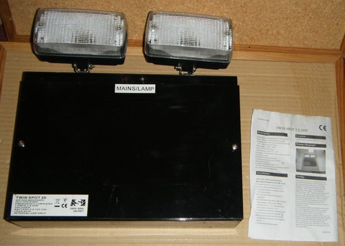 Twin spot watt halogen - watt, 3