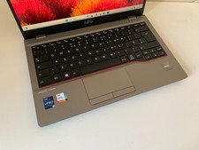 Fujitsu Lifebook U7413 Laptop
