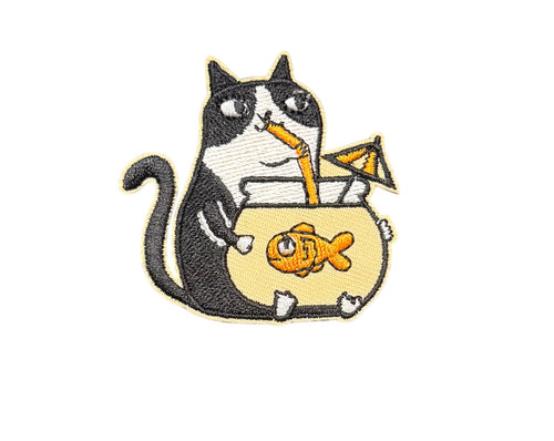 Cat kitten drinking goldfish - kitten,