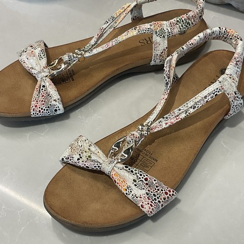 Pavers new flat strappy - new,