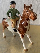BESWICK HORSE GIRL ON PONY MODEL No. 1499 SKEWBALD BROWN & WHITE GLOSS PERFECT