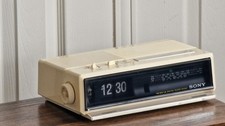 Sony Flip Clock Radio / Space