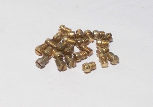 Meccano slotted head set - head,