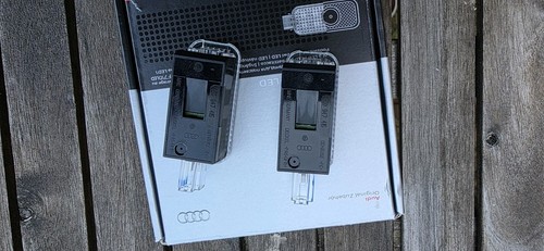 Audi door puddle lights - door,